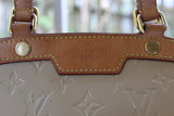 Louis Vuitton Brea MM, Vernis Monogram Leather  Beige